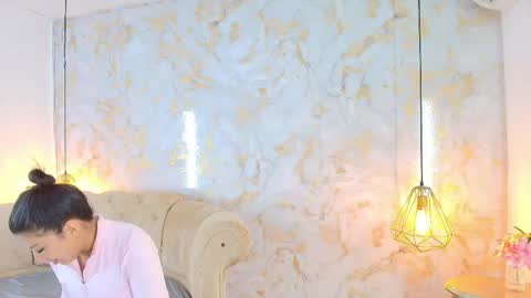 Snapshot of khloeblake chatting on May 31, 2026, 6:09 pm Khloe online show from May 31, 2026, 6:09 pm