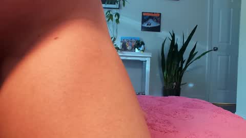 Khloe online show from February 26, 2026, 10:20 pm