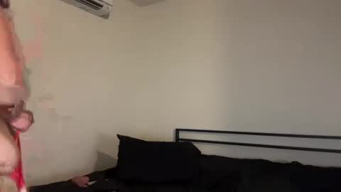 Snapshot of khmerdoll chatting on December 12, 2024, 6:47 am Khmer Doll online show from December 12, 2024, 6:47 am