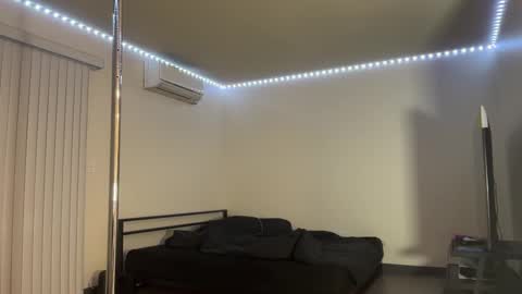 Snapshot of khmerdoll chatting on February 21, 2025, 3:12 am Khmer Doll online show from February 21, 2025, 3:12 am