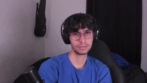 khozler_ online show from September 29, 2025, 2:16 am