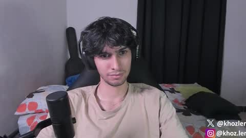 khozler_ online show from October 27, 2025, 4:16 am