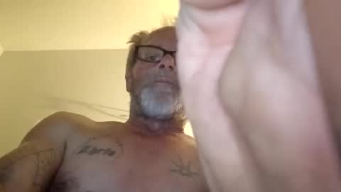 khrisdm48 online show from February 22, 2026, 6:57 am