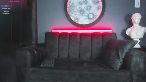 Snapshot of khriss_brown chatting on February 12, 2025, 9:54 pm Khriss brown online show from February 12, 2025, 9:54 pm