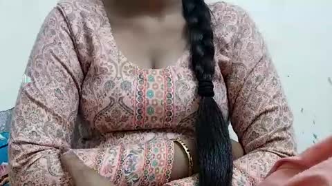 khushisinghh online show from December 14, 2024, 12:12 pm