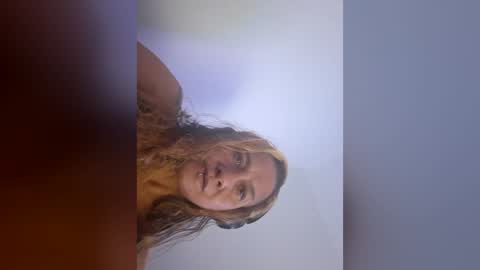 ki_nooks online show from June 18, 2026, 4:22 pm