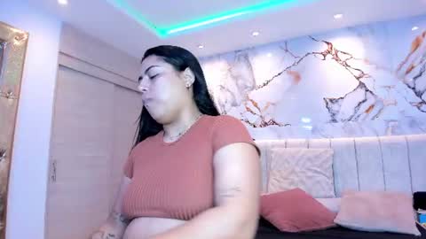 Snapshot of kiana_cream chatting on June 13, 2026, 11:52 am N M online show from June 13, 2026, 11:52 am