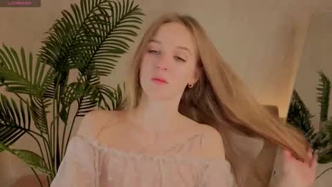 Snapshot of kianawhite chatting on November 23, 2025, 3:56 pm kianawhite online show from November 23, 2025, 3:56 pm