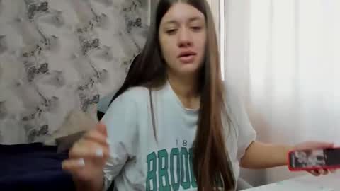 kianna_dior_ online show from April 29, 2026, 6:06 am