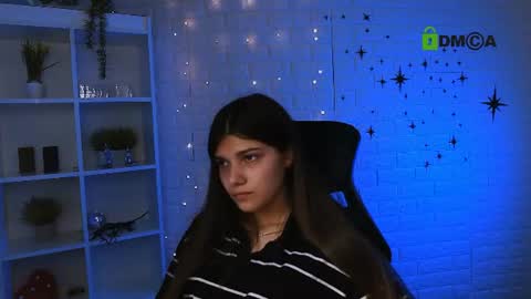 Snapshot of kiara_belle chatting on June 16, 2026, 10:07 am Kiara online show from June 16, 2026, 10:07 am