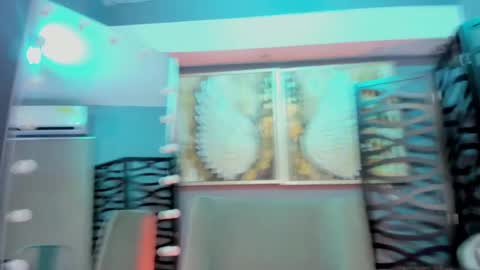 Snapshot of kiara_curls chatting on May 2, 2026, 11:26 am Kiara online show from May 2, 2026, 11:26 am