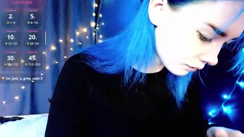 Kira online show from December 16, 2025, 9:09 pm