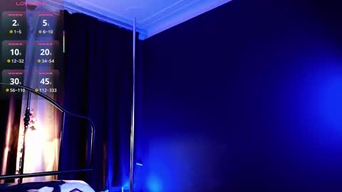 Kira online show from February 19, 2026, 8:49 pm