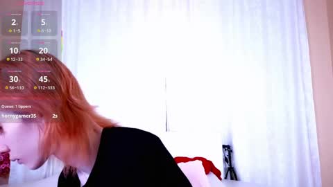 Snapshot of kiara_dream chatting on June 5, 2026, 10:59 pm Kira online show from June 5, 2026, 10:59 pm