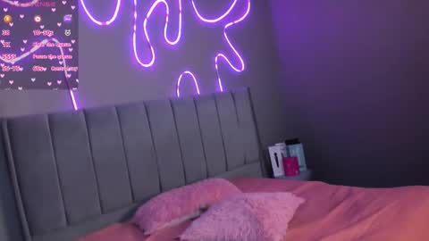 K I A R A            online show from March 6, 2026, 9:22 pm