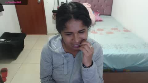 Kiara online show from December 7, 2024, 8:38 pm