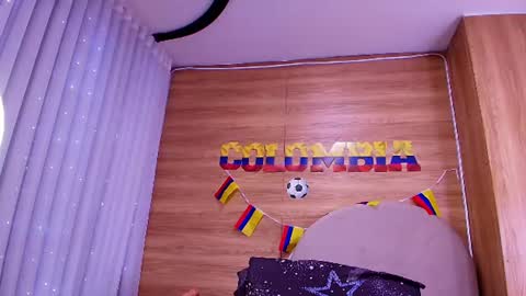 kiaralopez_ online show from July 10, 2026, 3:11 am