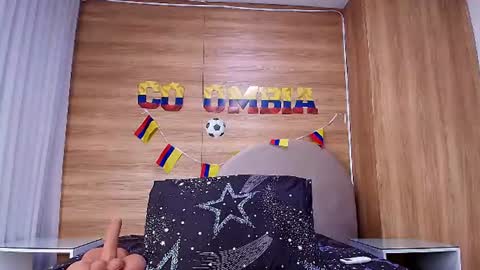 kiaralopez_ online show from July 16, 2026, 3:12 am