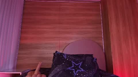 kiaralopez_ online show from July 31, 2026, 3:06 am