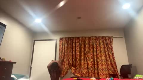 Snapshot of kibrombariu45 chatting on November 1, 2025, 12:07 pm HunneysPlayRoom online show from November 1, 2025, 12:07 pm