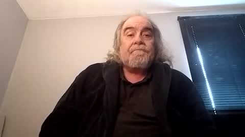 KICKINME online show from March 11, 2025, 1:23 pm