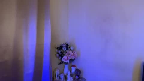 Kiera online show from April 23, 2026, 6:03 am