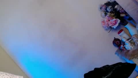 Kiera online show from April 27, 2026, 5:38 am