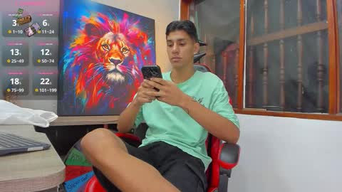 Snapshot of kieran_derek chatting on October 3, 2025, 4:20 am Kieran Derek online show from October 3, 2025, 4:20 am