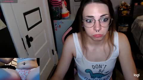 Kiersten online show from December 15, 2025, 4:11 pm