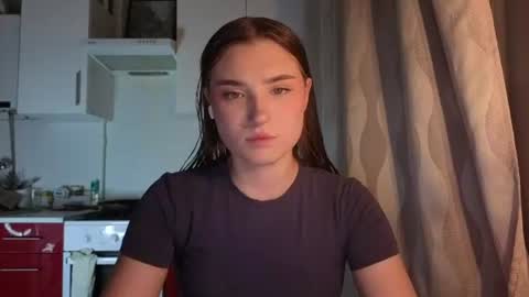 Snapshot of kierstentates chatting on June 23, 2026, 6:50 pm Ola my name is Lissa Lets hit 10 Thumbs Up together online show from June 23, 2026, 6:50 pm