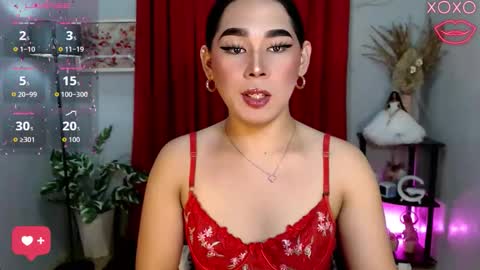 Im Mia online show from November 5, 2025, 7:30 am