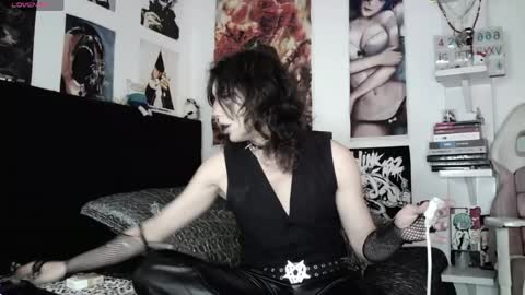 Snapshot of kiiller_queen chatting on April 26, 2026, 7:11 pm kenny online show from April 26, 2026, 7:11 pm