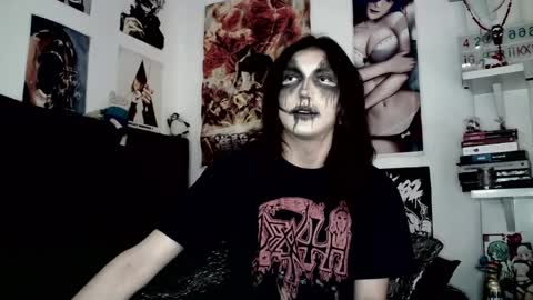 Snapshot of kiiller_queen chatting on May 29, 2026, 2:59 pm kenny online show from May 29, 2026, 2:59 pm