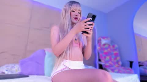 KIM COOPER online show from February 19, 2026, 11:06 am