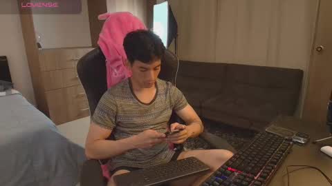 kikeruiz 19 online show from March 25, 2026, 10:49 pm