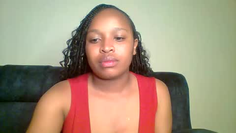 Snapshot of kiki_beby chatting on March 11, 2026, 10:05 pm Angela online show from March 11, 2026, 10:05 pm
