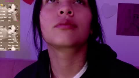 Snapshot of kiki_cams chatting on February 24, 2025, 5:00 am kIKI online show from February 24, 2025, 5:00 am