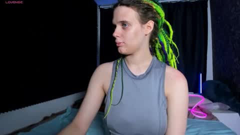 Snapshot of kiki_krash chatting on November 20, 2025, 10:26 am Kiki online show from November 20, 2025, 10:26 am