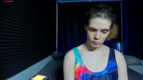 Kiki online show from January 31, 2026, 7:11 pm