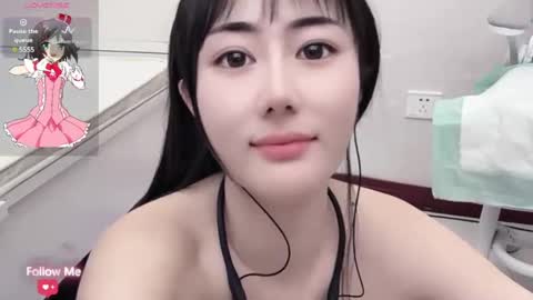 kiki_loveu online show from December 25, 2024, 3:17 pm