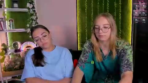 kiki_swan online show from August 7, 2026, 6:04 am