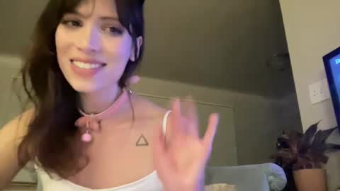 Snapshot of kikihart chatting on December 7, 2024, 5:26 am Kiki Hart online show from December 7, 2024, 5:26 am