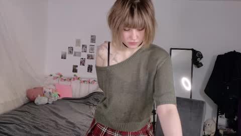 Snapshot of kikimoor chatting on May 26, 2026, 10:22 am Kiki online show from May 26, 2026, 10:22 am