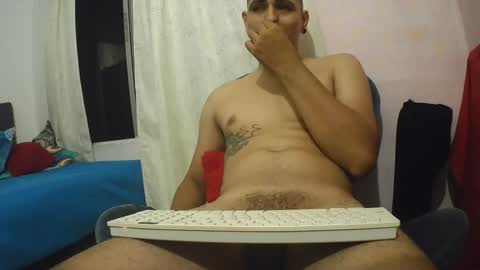 Snapshot of kikio2724 chatting on December 24, 2024, 4:11 am Horny and sweet husband online show from December 24, 2024, 4:11 am