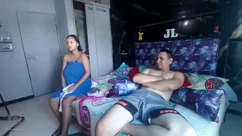 Snapshot of kikio2724 chatting on January 9, 2026, 4:10 pm Horny and sweet husband online show from January 9, 2026, 4:10 pm