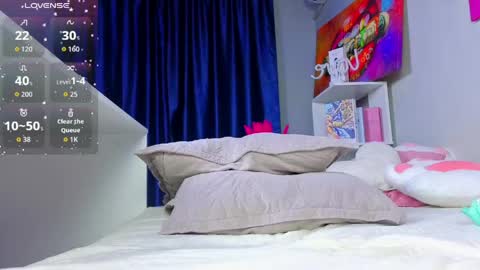 Kiki online show from May 1, 2026, 2:16 am