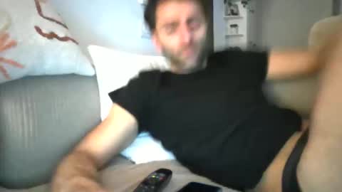 kikkus01 online show from March 8, 2025, 5:01 pm