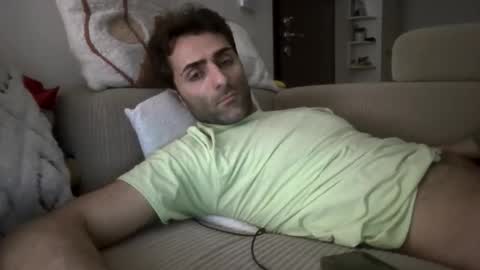 kikkus01 online show from March 13, 2026, 9:54 pm