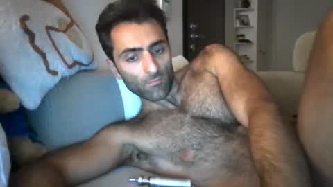 kikkus01 online show from June 21, 2026, 8:44 pm
