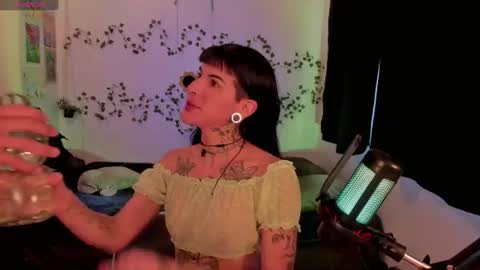 Snapshot of kila_moonlight444 chatting on June 14, 2026, 9:50 pm Bella online show from June 14, 2026, 9:50 pm